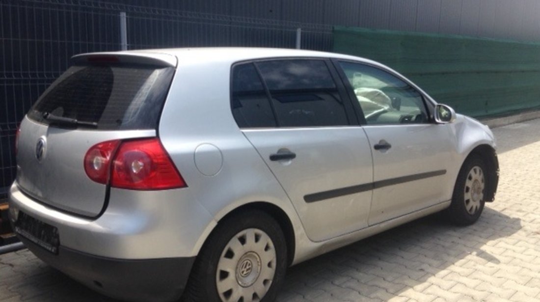 Dezmembram VW Golf 5,1.4 benzina,an fabricație 2006