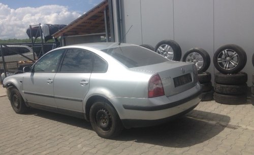 Dezmembram VW Passat 1.6 S,an fabr 2002,tip motor ALZ