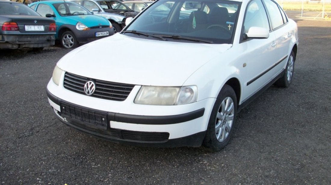 Dezmembram vw passat 1999 1 9tdi 81kw 110cp motor AFN