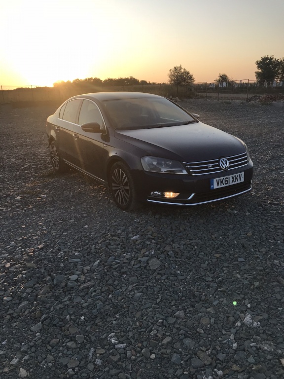 Dezmembram vw passat b7 2.0 tdi 2012