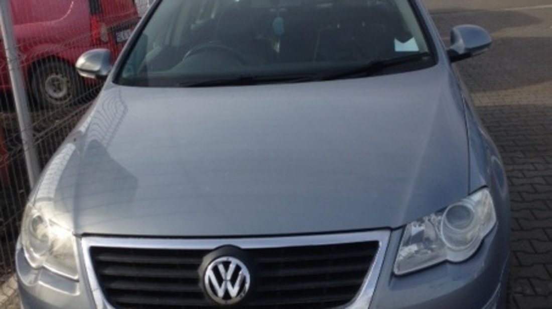 Dezmembram VW Passat Highline 2.0 TDI,an fabr 2009