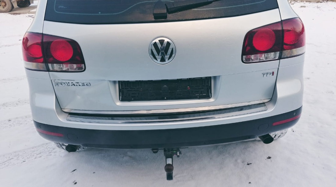 Dezmembram vw touareg 2.5 tdi bpe 2008 volan dreapta