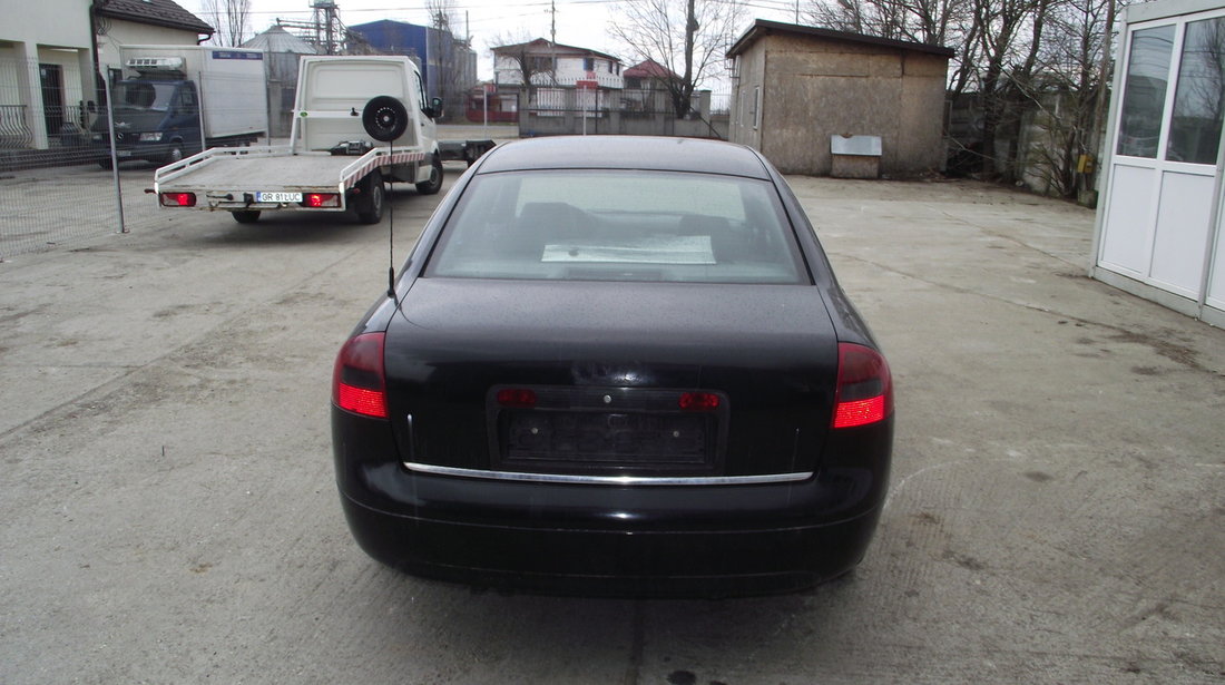 Dezmembrari Audi A6 2000