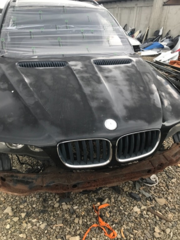Dezmembrari BMW X5 E53