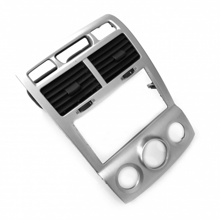 Dezmembrari Consola Centrala+Grile Ventilatie Oe Kia Sportage 2 02-10