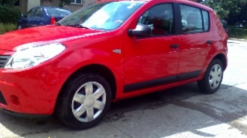 Dezmembrari Dacia Sandero 1 4 8v 2009 1390 cmc 55 kw 75 cp tip motor K7j A7