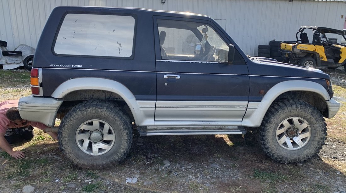 Dezmembrari Dezmembrari Piese piesa Dez Mitsubishi Pajero Shogun 2,8 diesel 4x4 95 2usi