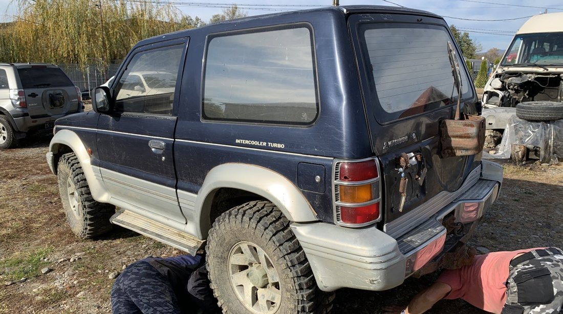 Dezmembrari Dezmembrari Piese piesa Dez Mitsubishi Pajero Shogun 2,8 diesel 4x4 95 2usi