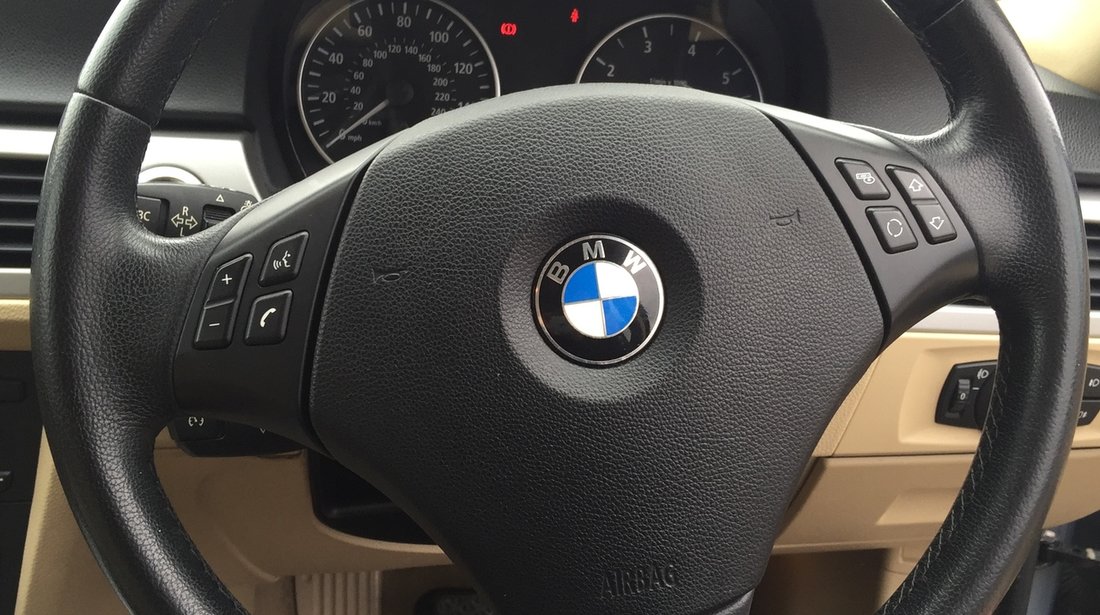 Dezmembrari. Dezmembrez BMW E90 320i 143cp far, capota, bara, trager!