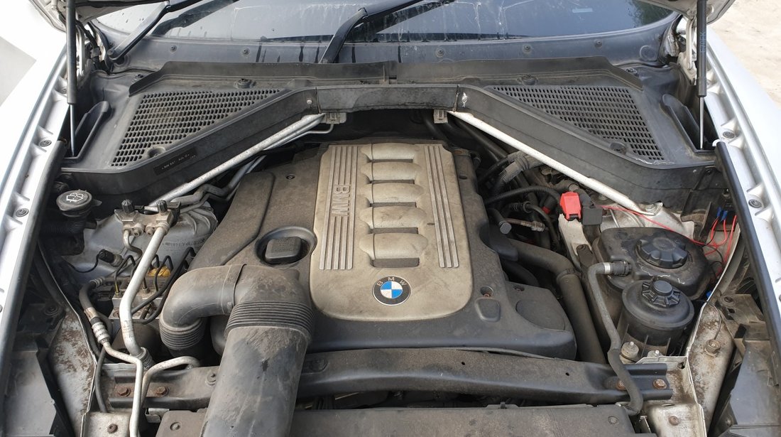 Dezmembrari/ Dezmembrez Bmw X5 E70 3.0 306d3 automat 2008