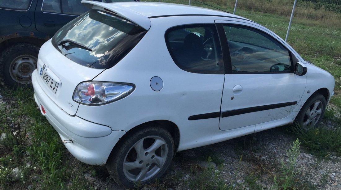 dezmembrari dezmembrez peugeot 206 diesel coupe