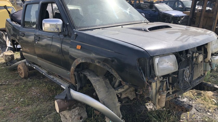 Dezmembrari dezmembrez piese nissan navara an 2000 motor 2500diesel