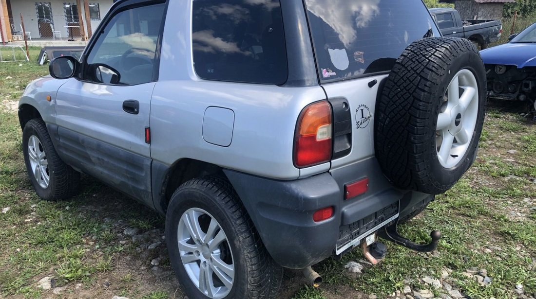 Dezmembrari dezmembrez piese toyota rav4 an 1996 motor 2000cmc 4x4