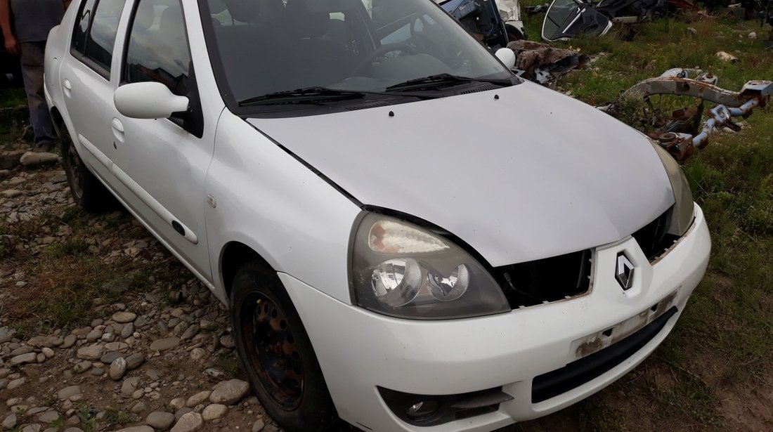 Dezmembrari Dezmembrez renault clio symbol 2006 benzina 1,4