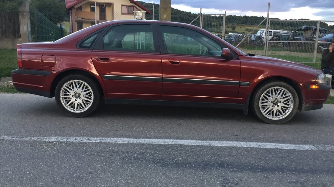 dezmembrari dezmembrez volvo s80 t6 2,9 benzina an 2003