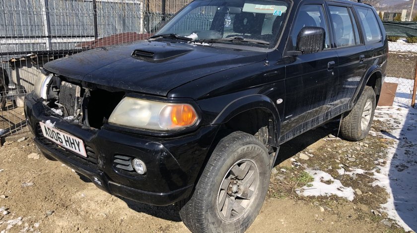 Dezmembrari dezmenbrari piese dez mitsubishi pajero sport an 2006 2,5d