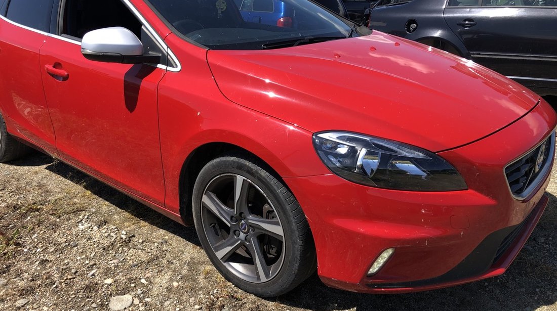 Dezmembrari dezmenbrari piese dez volvo v40 d3 2015 r design 2000 diesel