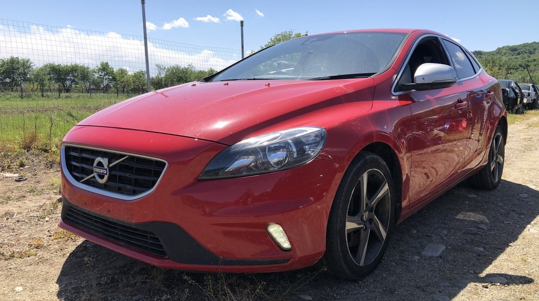 Dezmembrari dezmenbrari piese dez volvo v40 d3 2015 r design 2000 diesel