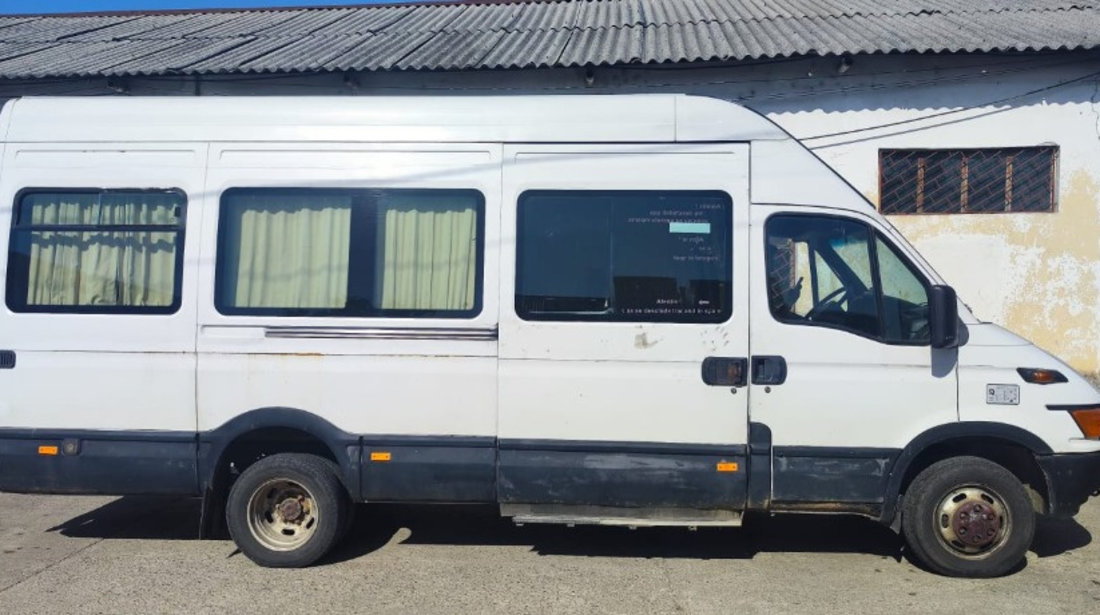 Dezmembrari Iveco Daily 2.8 HDI 50C13 punte dubla tip 8140.43 an 2005