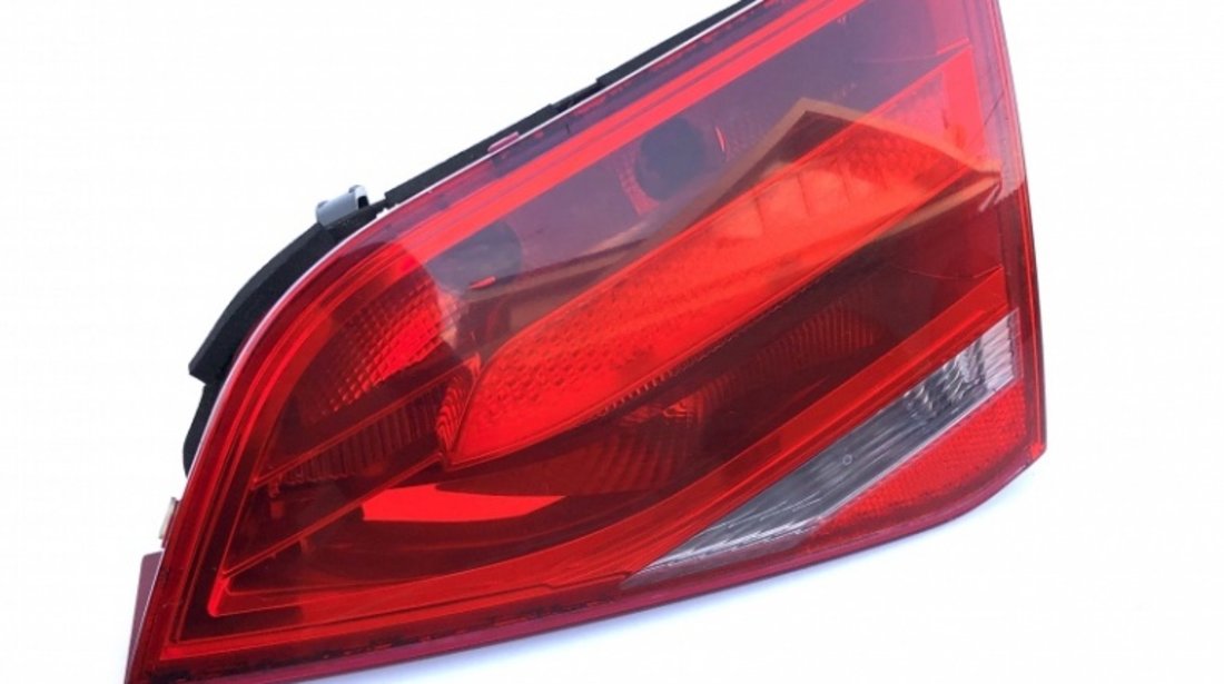 Dezmembrari Lampa Spate Dreapta Interioara Oe Audi A4 B8 2007-2012 8K5945094
