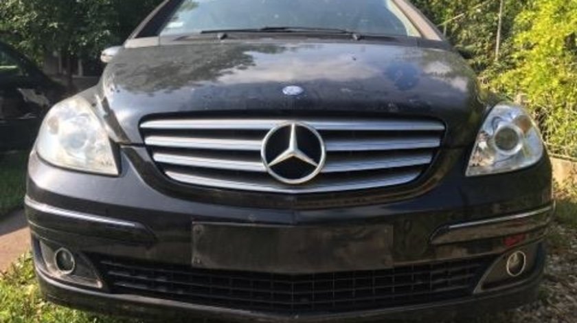 Dezmembrari Mercedes B200 CDI w245 2005