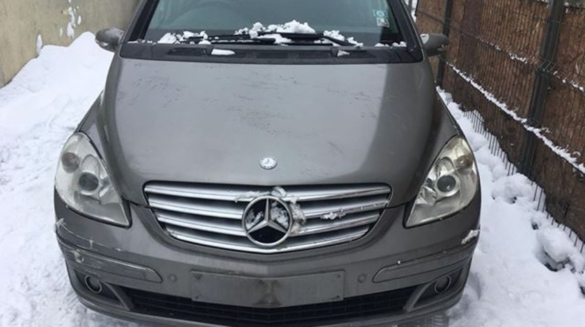 Dezmembrari Mercedes B200 CDI w245 an 2009