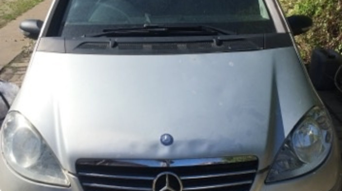 Dezmembrari Mercedes-Benz A150 w169 2004