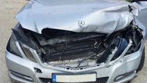 Dezmembrari Mercedes-Benz E-Class 200 CDI W212 mot...