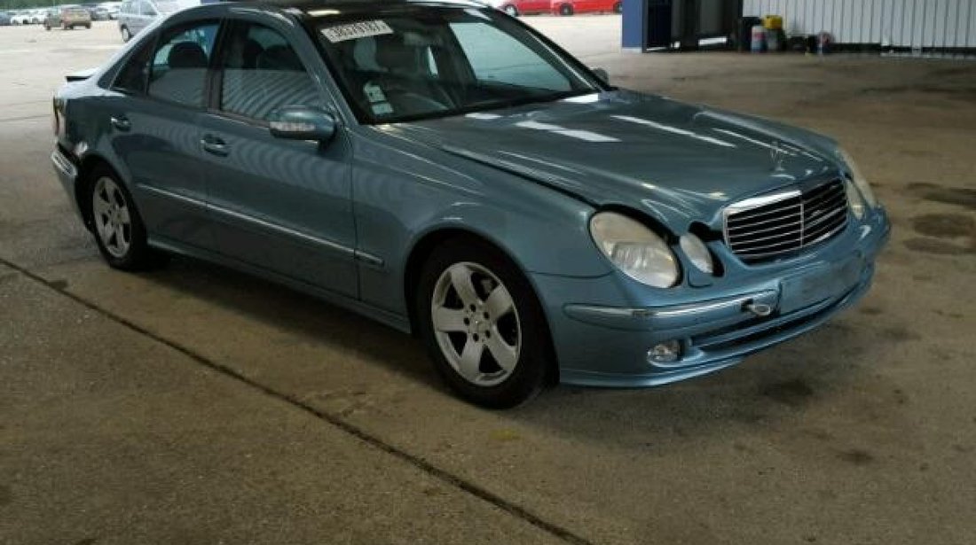 Dezmembrari Mercedes Benz E class W211 AVANTGARDE 2004