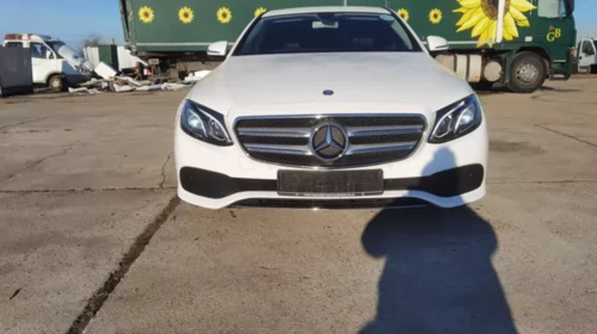 Dezmembrari Mercedes Benz E220 W213, motor 2.0 diesel 2017