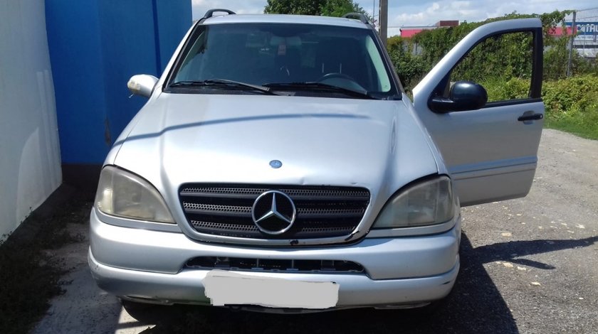 Dezmembrari Mercedes Benz ML 270 CDI An 2000 , NFL