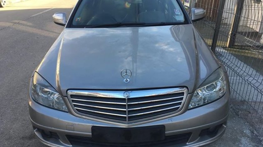 Dezmembrari Mercedes C class C220 CDI w204 2010