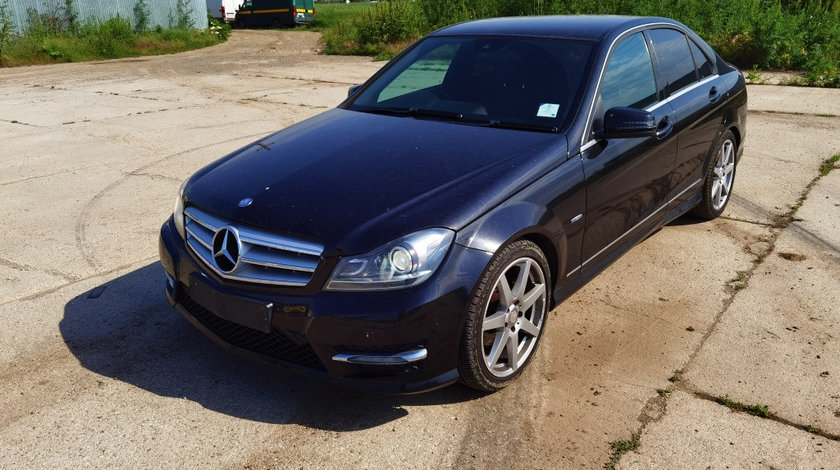 Dezmembrari Mercedes c200 cdi w204 facelift