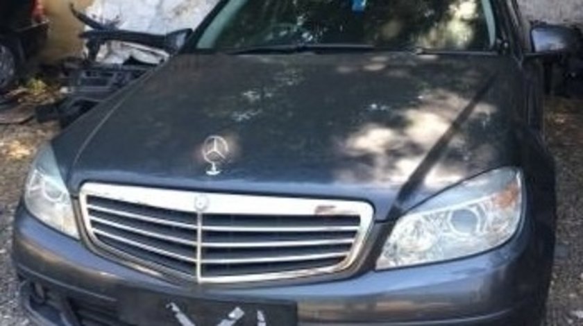 Dezmembrari Mercedes C200 Diesel w204 2008