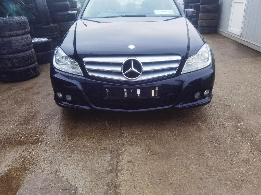 Dezmembrari Mercedes C220 cdi w204 facelift