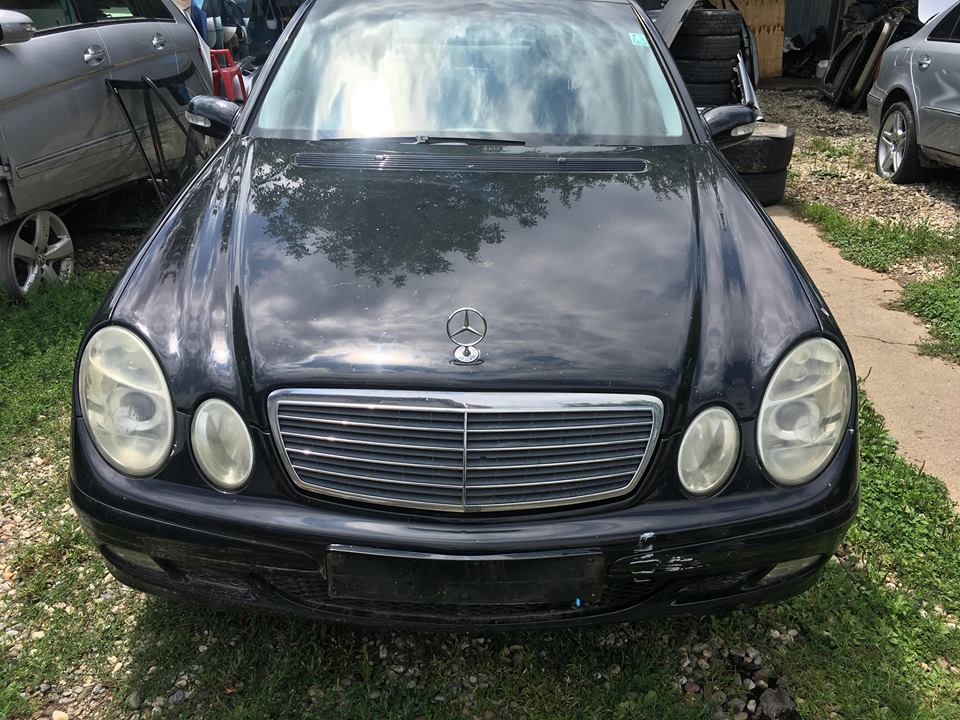 Dezmembrari Mercedes E class 2.2 CDI w211 2005