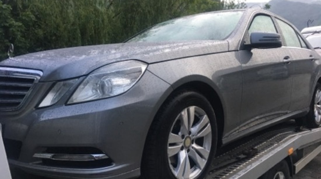 Dezmembrari Mercedes E Class 2.2 CDI w212 2011