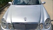 Dezmembrari mercedes E class w211 2005