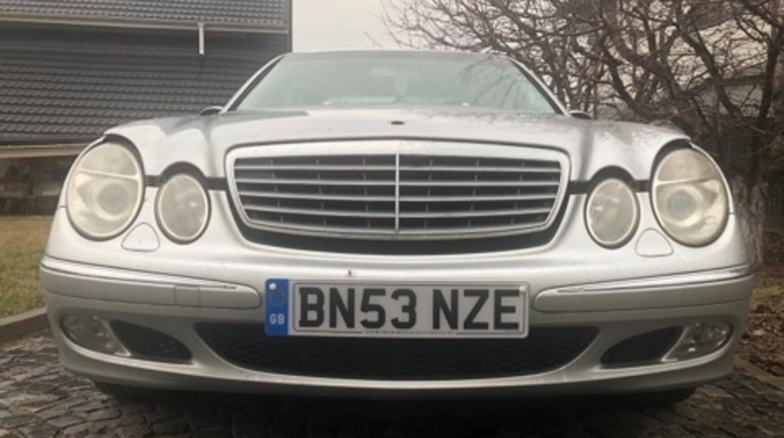 Dezmembrari Mercedes E200 w211 2004