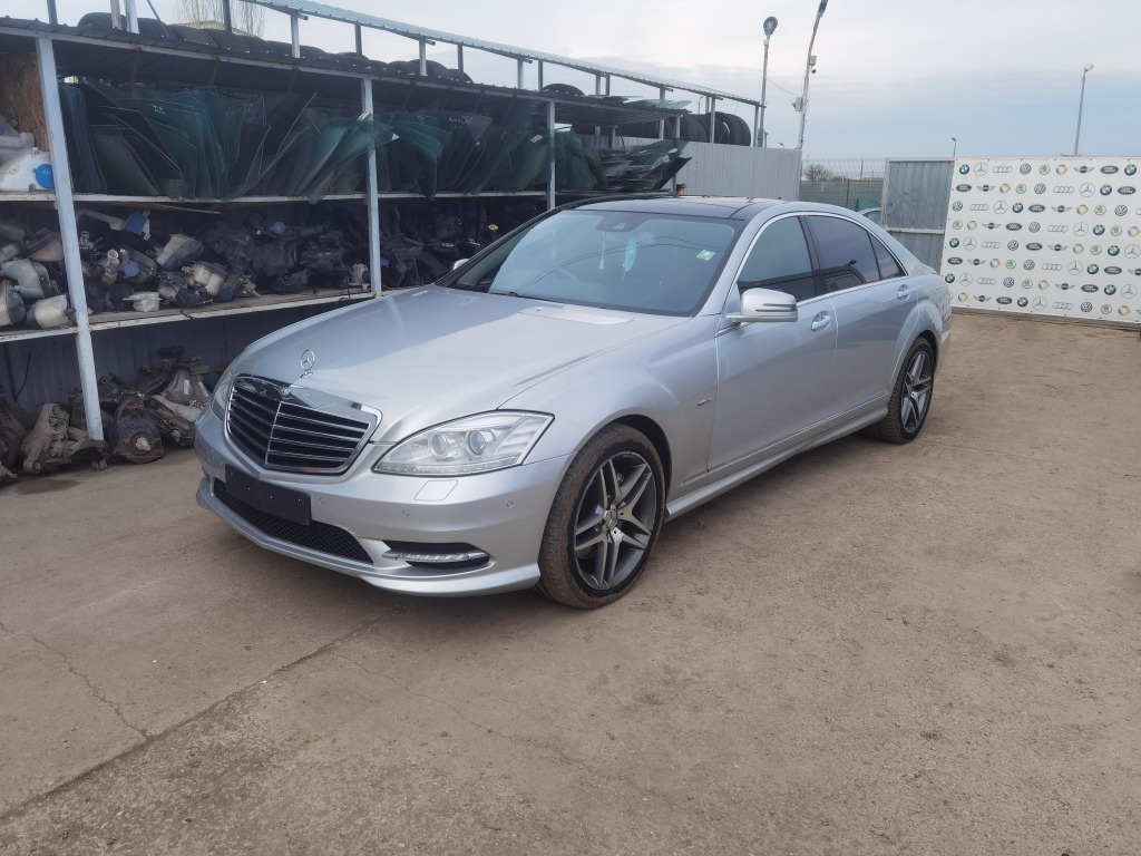 Dezmembrari Mercedes s350 cdi w221 facelift an 2012
