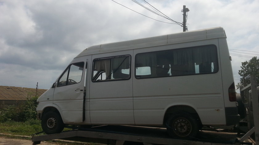 Dezmembrari Mercedes Sprinter (1995 - 2000), 2.3D (208D)| CTdez
