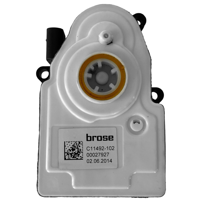 Dezmembrari Motoras Clapete Deflector Aer Radiator Racire Motor Oe Bmw Brose Bmw Seria 3 F30 2011-2020 00027927 C11492-102