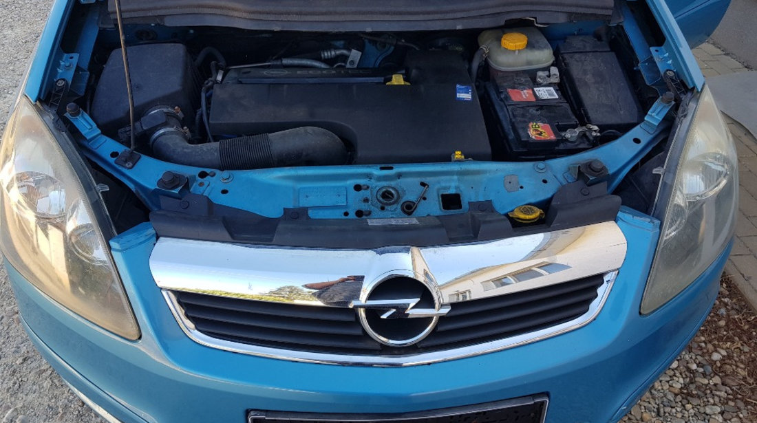 Dezmembrari Opel Zafira B 2.2 benzina 110 kw 150 cp albastru Z20N