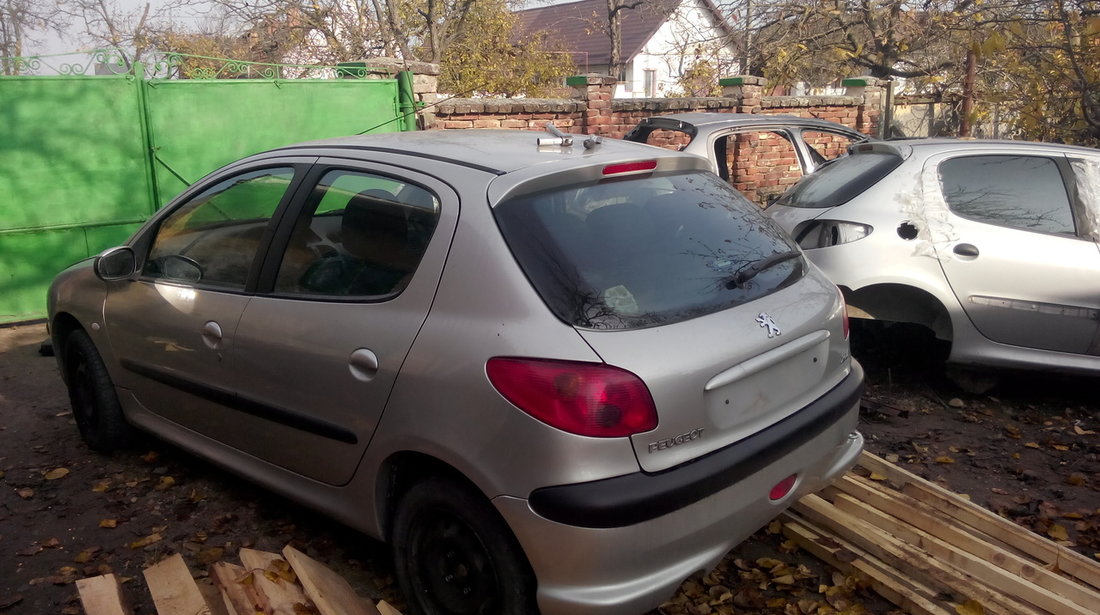 Dezmembrari Peugeot 206