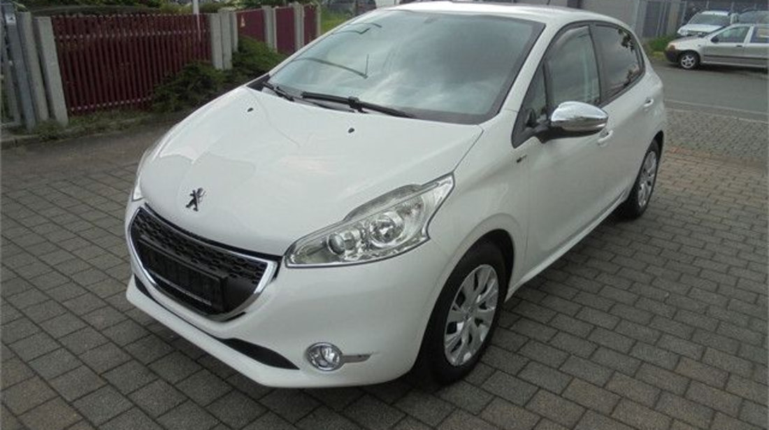 Dezmembrari Peugeot 208 1.6 HDI , 92 cp / 68 kw transmisie manuala , cod motor 9HP , an de fabricatie 2013