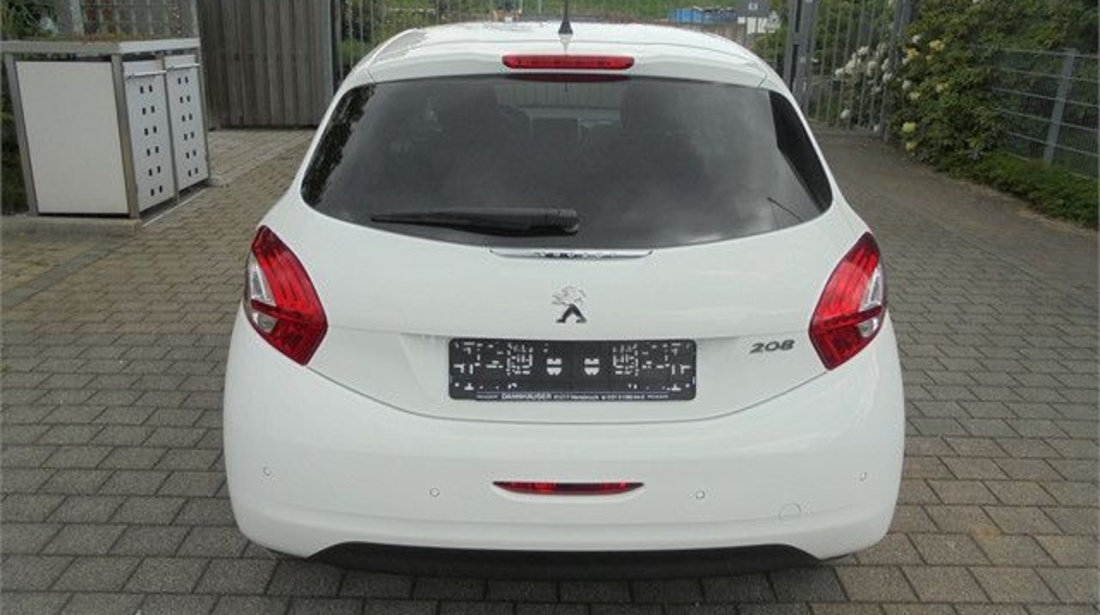 Dezmembrari Peugeot 208 1.6 HDI , 92 cp / 68 kw transmisie manuala , cod motor 9HP , an de fabricatie 2013