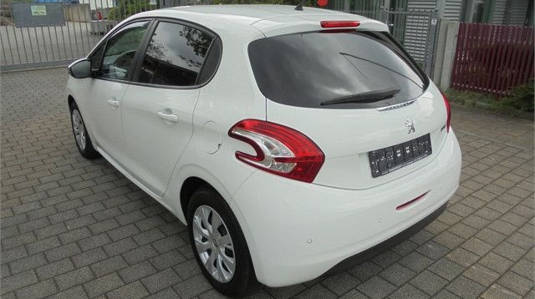 Dezmembrari Peugeot 208 1.6 HDI , 92 cp / 68 kw transmisie manuala , cod motor 9HP , an de fabricatie 2013