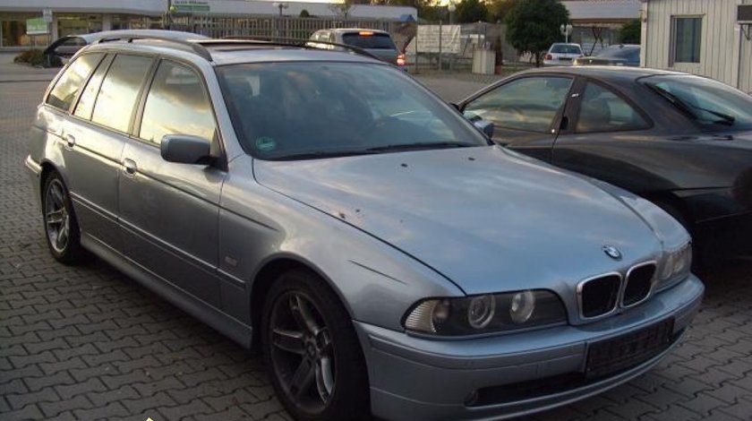 DEZMEMBRARI PIESE BMW E39 525D TOURING 2003