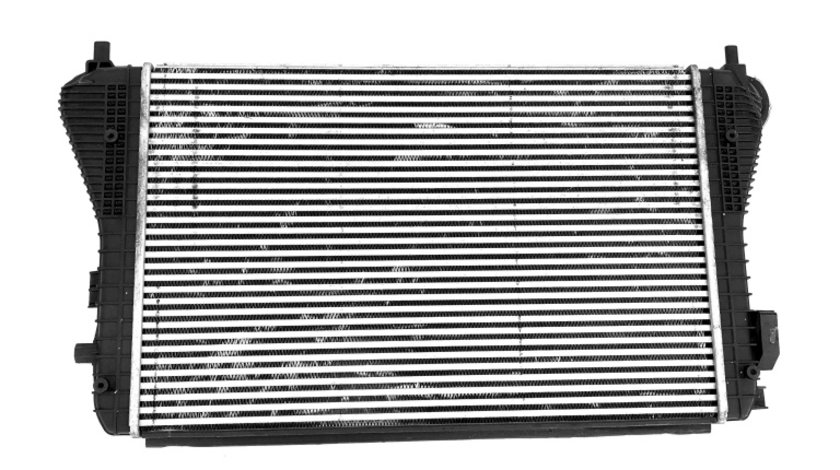 Dezmembrari Radiator Intercooler Oe Volkswagen Passat B6 2005-2010 1.9 TDI 1K0145803AN