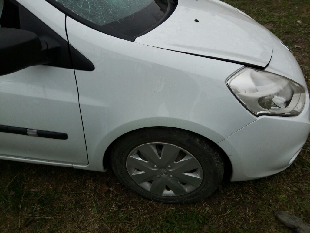 Dezmembrari Renault Clio 1.5 dci 2011